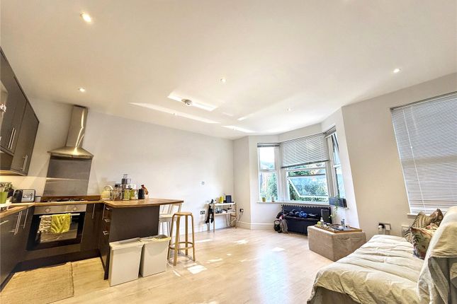 Flat 2, 37, Mansell Road, London photo 2