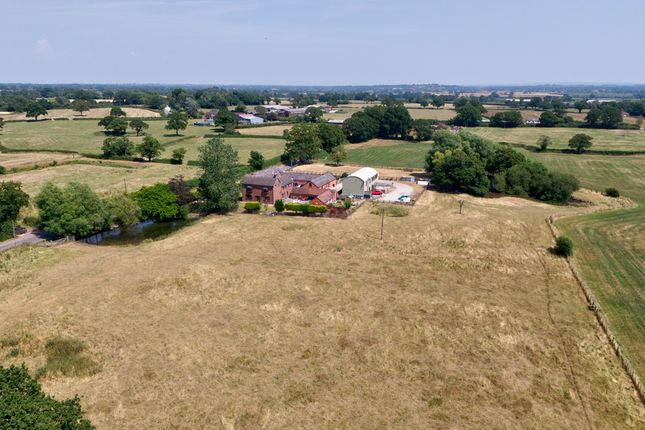 8, Highfields Farm, Shrewsbury photo 3