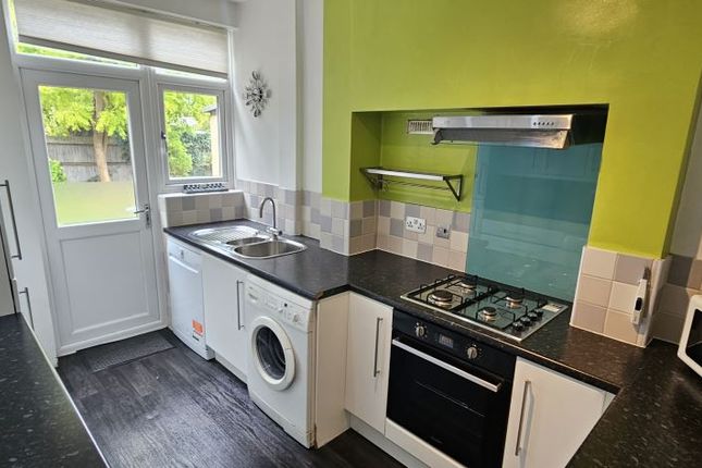 36, Priory Close, Beckenham photo 3