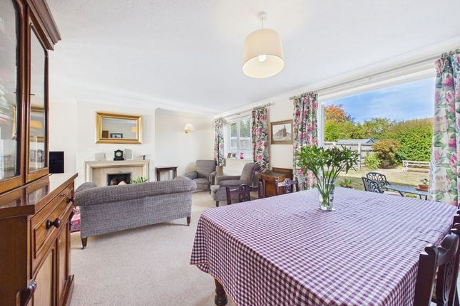 30 Stoneyhurst Drive, Curry Rivel photo 3