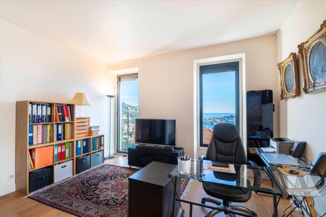 Apartment for sale in Villefranche-Sur-Mer, Alpes-Maritimes, Provence-Alpes-Côte D'azur, France