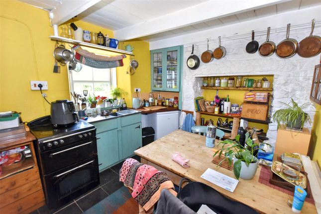 3, Ash Villas, Redruth photo 4