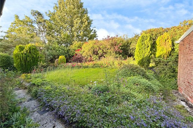 5, Eldon Close, Stockbridge photo 2