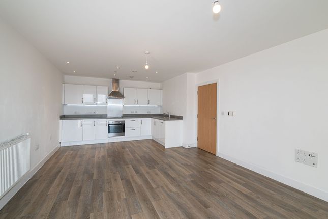 50 Tavernelle House, Sutton photo 4