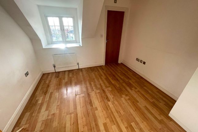 Bedroom 2.Jpg