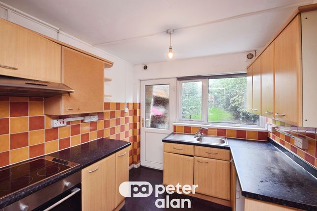 7, Railway Terrace, Swansea photo 4