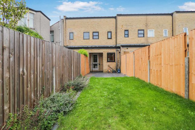 Terraced house for sale in Well Street, Hackney