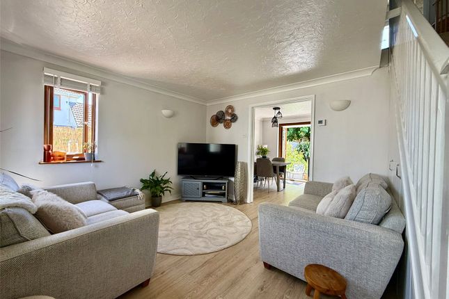 31, Coopers Drive, Barnstaple photo 3