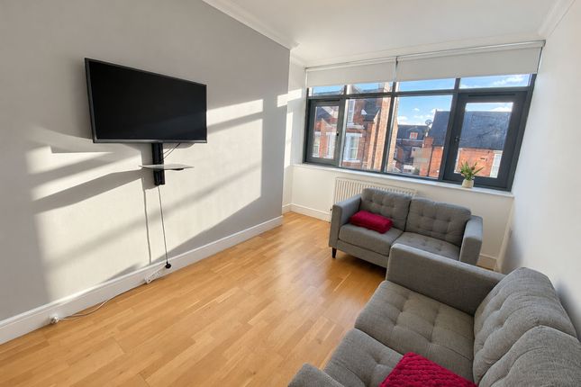 Arthur Avenue, Flat B, Nottingham photo 2