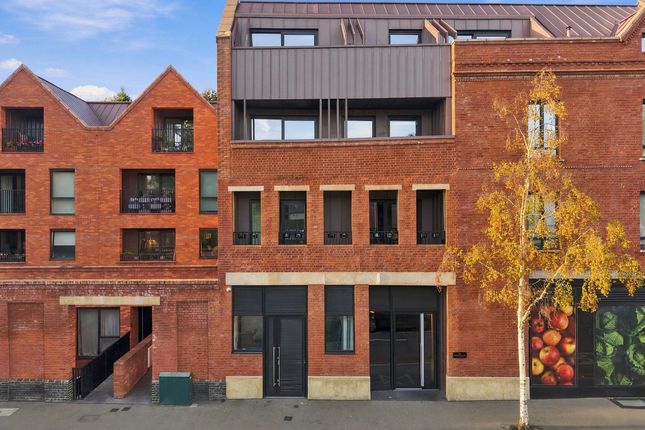Richardson Apartments, Causton Road, London photo 3