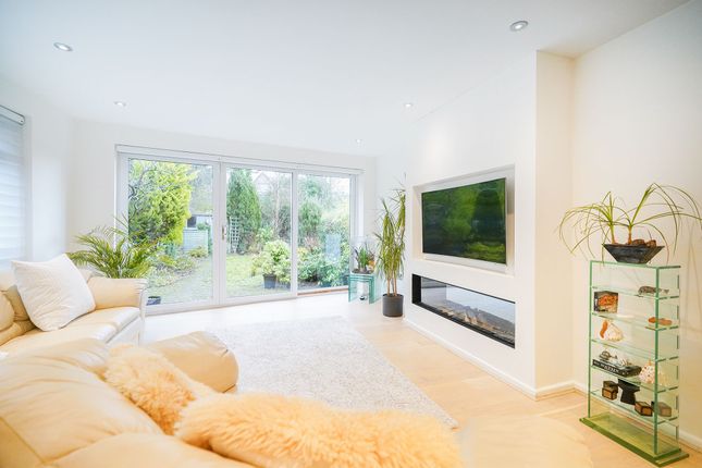 Thumbnail Flat for sale in Bushey Wood Road, Sheffield