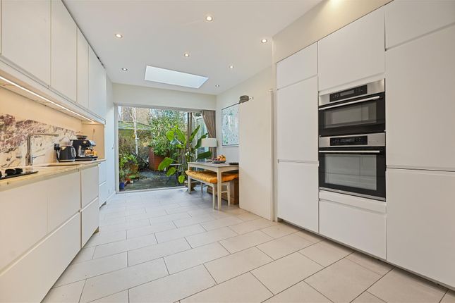 5, Faroe Road, London photo 4