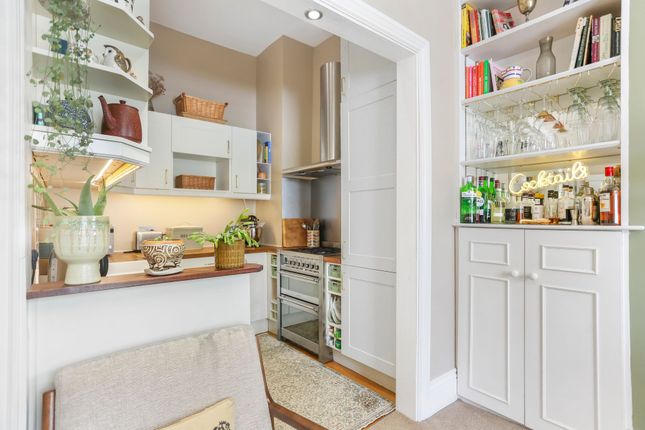 Flat 2, 11 Sillwood Place, Brighton photo 4