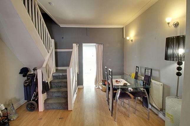 10, Arnold Grove, Liverpool photo 4