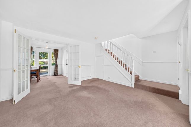 78, Kensington Way, Borehamwood photo 3