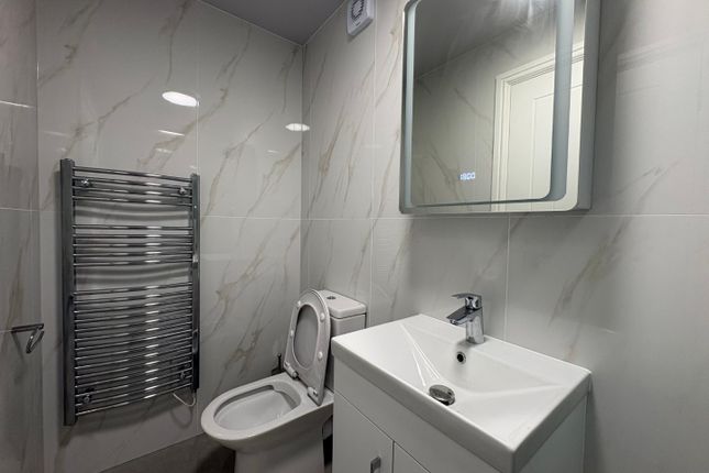 GF 1 BED, Barnet Lane, Elstree photo 5