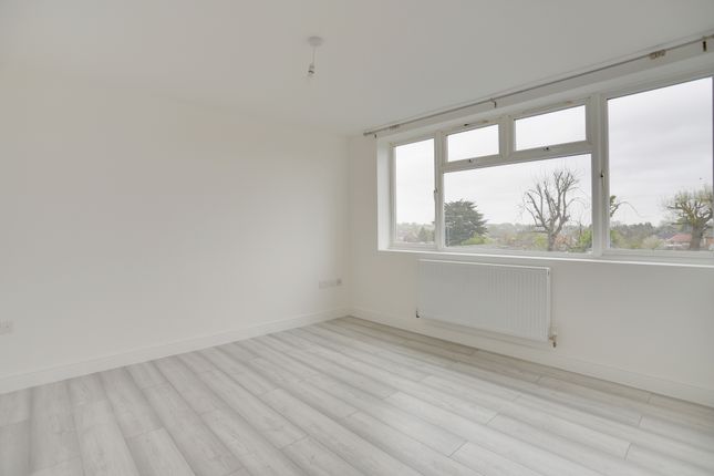 Flat to rent in Lauder Court, Winchmore Hill Road