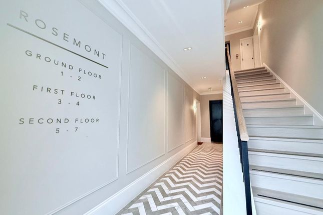 9, Rosemont Road, London photo 2