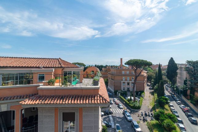 Thumbnail Apartment for sale in Via Gian Battista De Rossi, Roma, Lazio