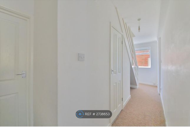 Crespin Way, Brighton photo 4