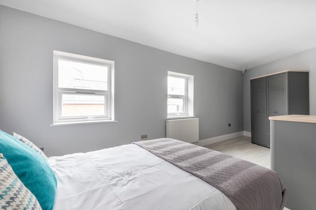 Room to rent in New Street, Cheltenham