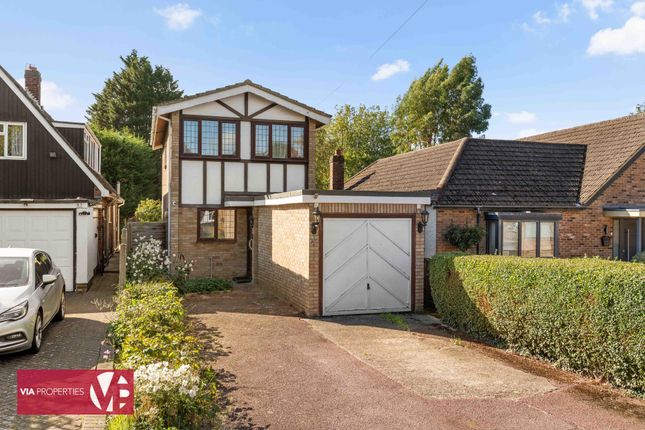 3-bed detached on 59, Old Nazeing Road, Broxbourne, £490,000