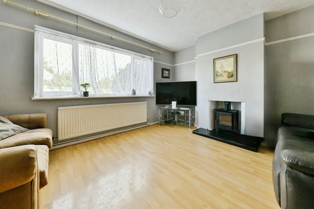 12, Astwick Road, Hitchin photo 2