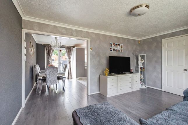 56, Circular Road, Manchester photo 4