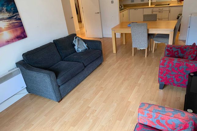 25 The Aspect, Queen Street, Cardiff photo 5