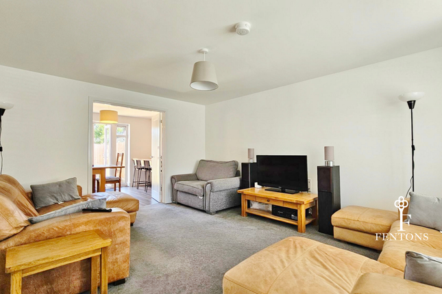 3, Woodpecker Way, Kirby Cross photo 3