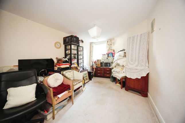 3, Olympic Court, Cannon Lane, Luton photo 3
