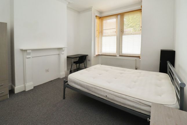 68, Richmond Road, Lincoln photo 4