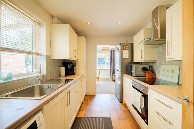 5 St. Andrews Close, Holme Hale, Norfolk photo 4