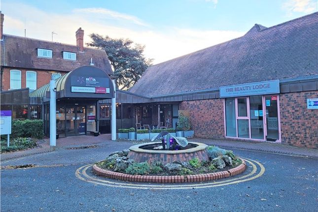 Thumbnail Leisure/hospitality to let in Beauty/Salon Premise, Mercure Hull Grange Park Hotel, Willerby