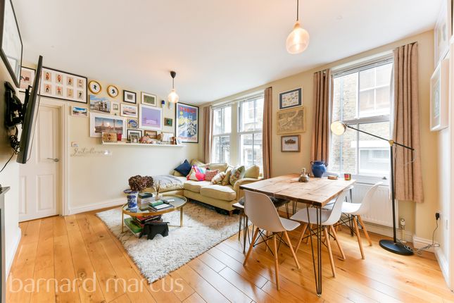 Flat for sale in Latchmere Road, London