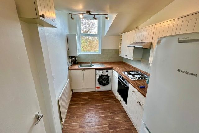 Limes Road, Beckenham photo 3