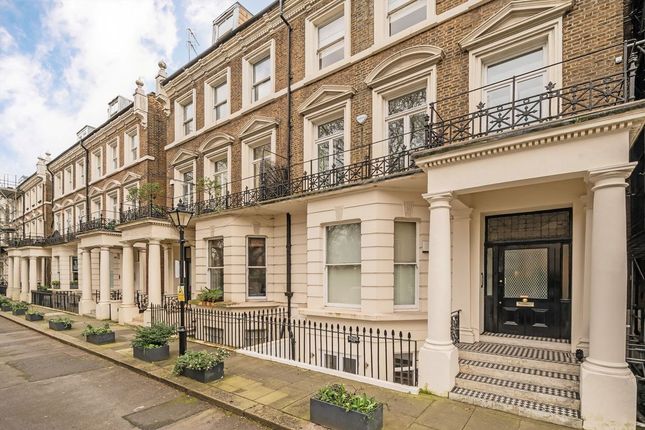 1-bed flat on Flat 1, 147, Holland Park Avenue, London, £850,000