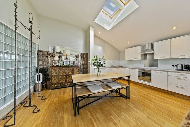 Falstaff House, Flat24, 6 Bardolph Road, Richmond photo 3