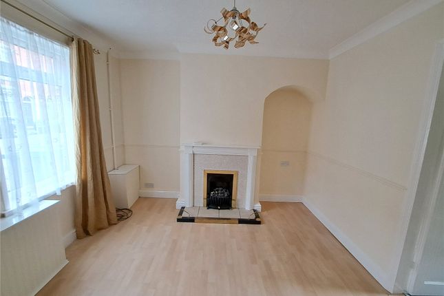 151, Wood Street, Worcestershire photo 2