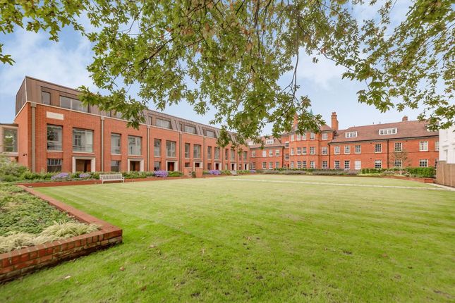 Flat 14 Chapman House, 8D, Kidderpore Avenue, London photo 4