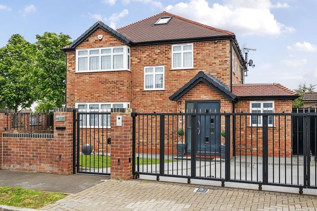 Thumbnail Detached house for sale in Woodhill Crescent, Kenton, Harrow