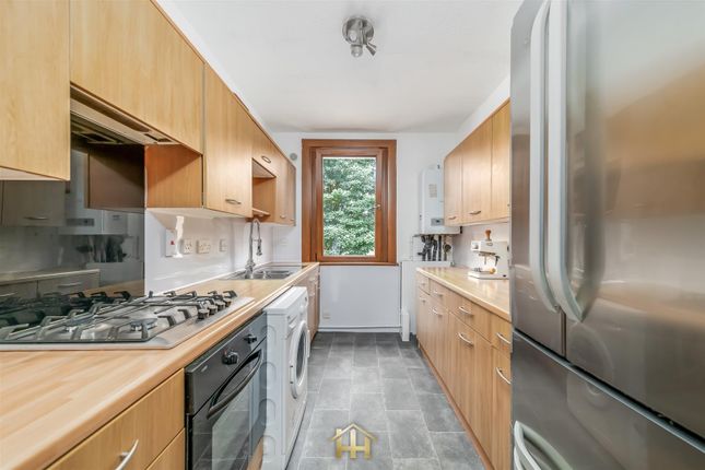6E, Moncur Crescent, Dundee photo 4