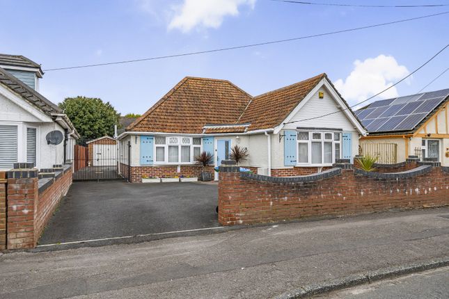 Thumbnail Bungalow for sale in The Grove, Sholing, Southampton, Hampshire