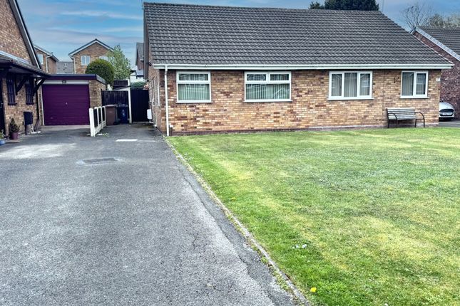 2-bed house on 5 Newent Close, Willenhall, £220,000