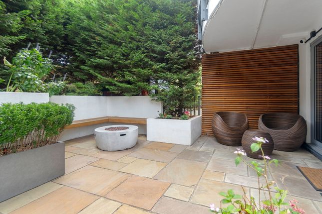 1,Flat 3, Concorde Way, London photo 3