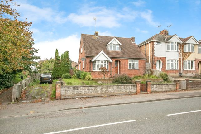 Thumbnail Detached house for sale in Harwich Road, Colchester, Essex