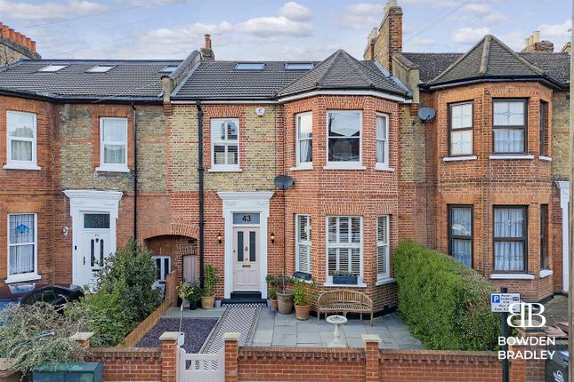 Thumbnail Terraced house for sale in Forest Drive West, London
