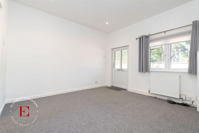 3 Fieldgate Lane, Kenilworth photo 4