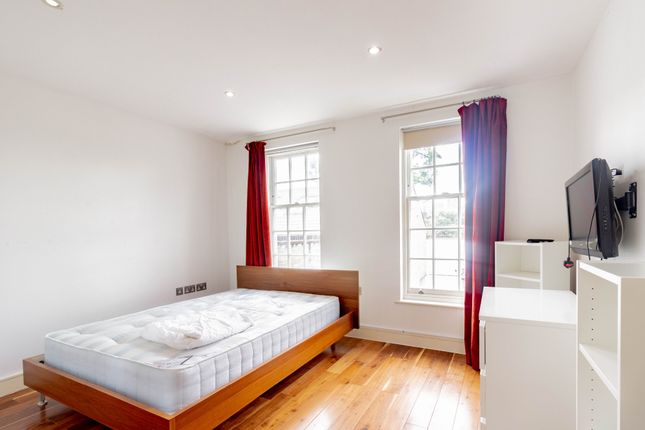 COPY NEW 3 MONTAGUE MEWS, London photo 4