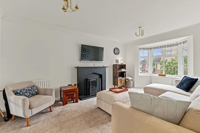 14 Brookfield Avenue, Glasgow photo 2